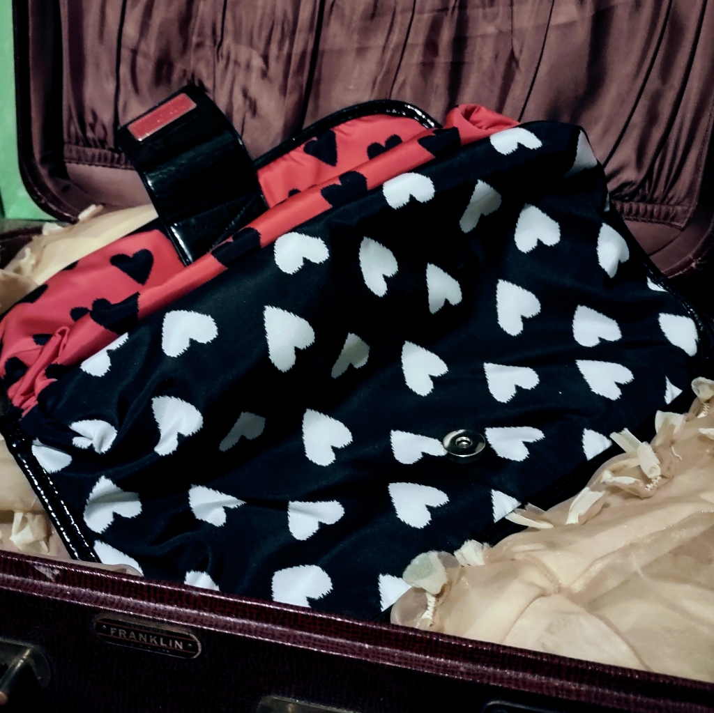 Betsey Johnson Case With A Hot Pink Back/Black Front Smothered In Hearts